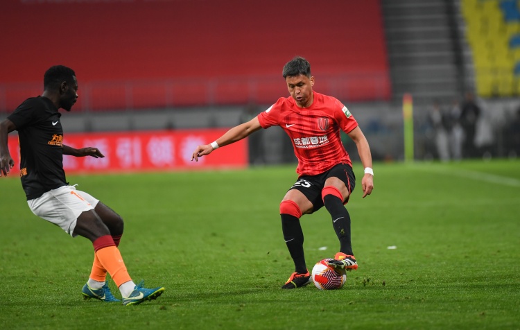 买提江：续约是承诺更是责任，会为成都蓉城书写更多精彩瞬间