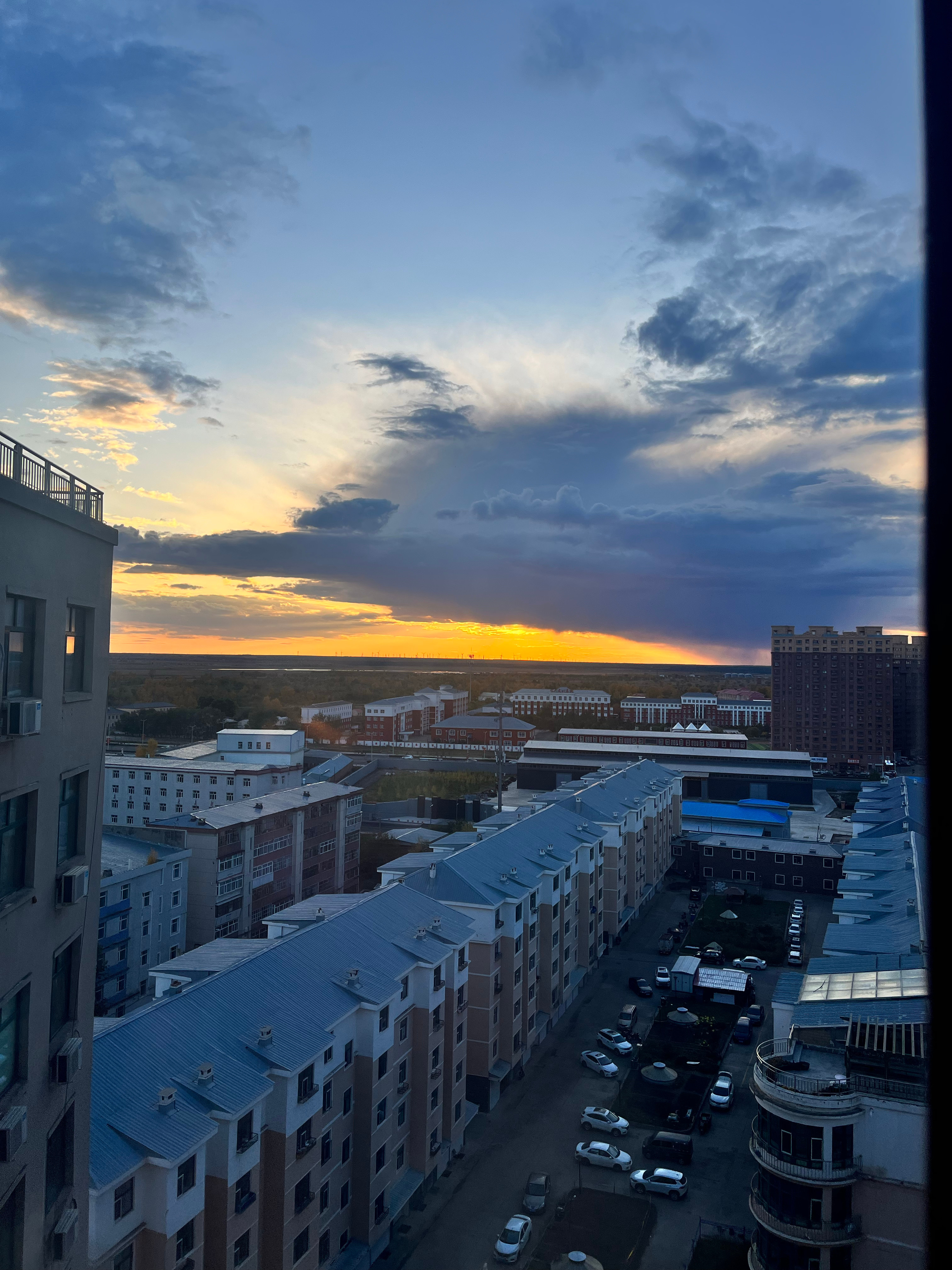 找些旧照片[照相机] [坏笑][坏笑] ​​​