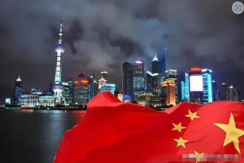 发现一条极具讽刺意味的规律：只要中国科技迎来重大突破，即将触碰美国霸权的上限，最