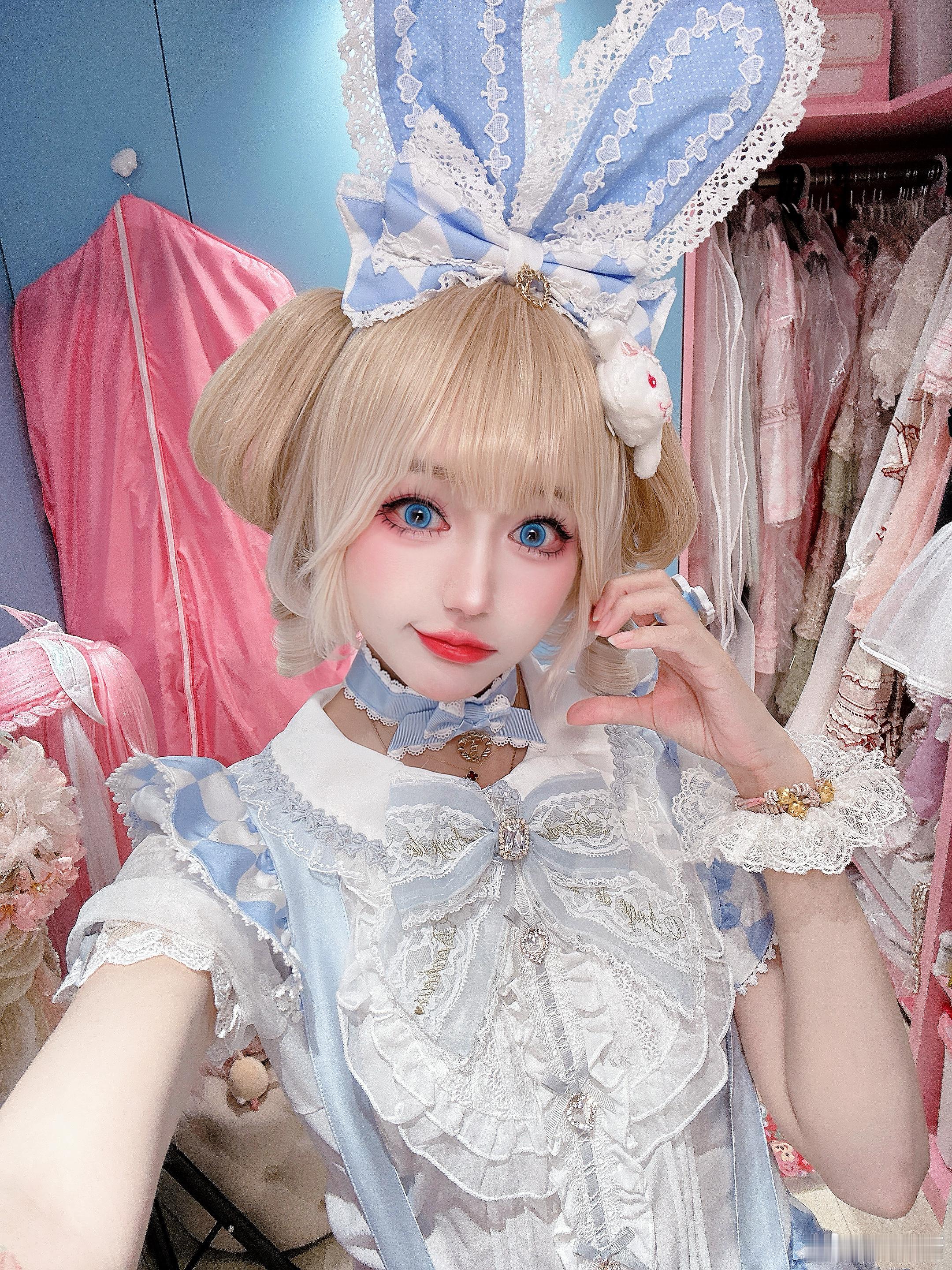 今天是爱丽丝磨磨唧唧去诺亚展逛一下👗：Baby迷宫爱丽丝LOLITAlolit