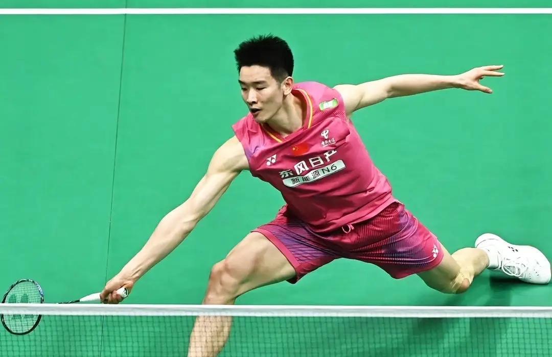 亚锦赛爆出大冷门，🇨🇳李诗沣0-2不敌阿尤什遭遇一轮游！
李诗沣这是正式宣告