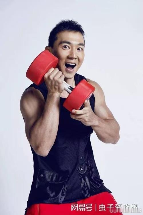 刘畊宏披荆斩棘直播刘畊宏把曹骏说哭了 很感谢直播记录下这份真情实感，让观众看到，