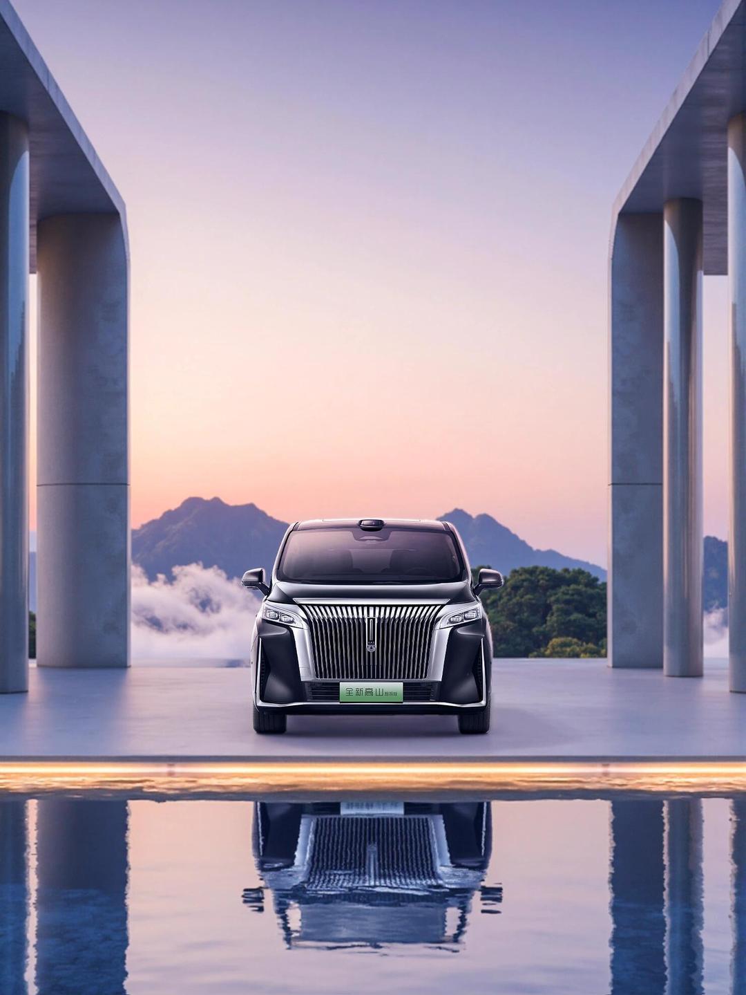 魏牌9 配上 Hi4，魏牌这是要把 MPV 的四驱门槛打下来。以前买四驱 MPV