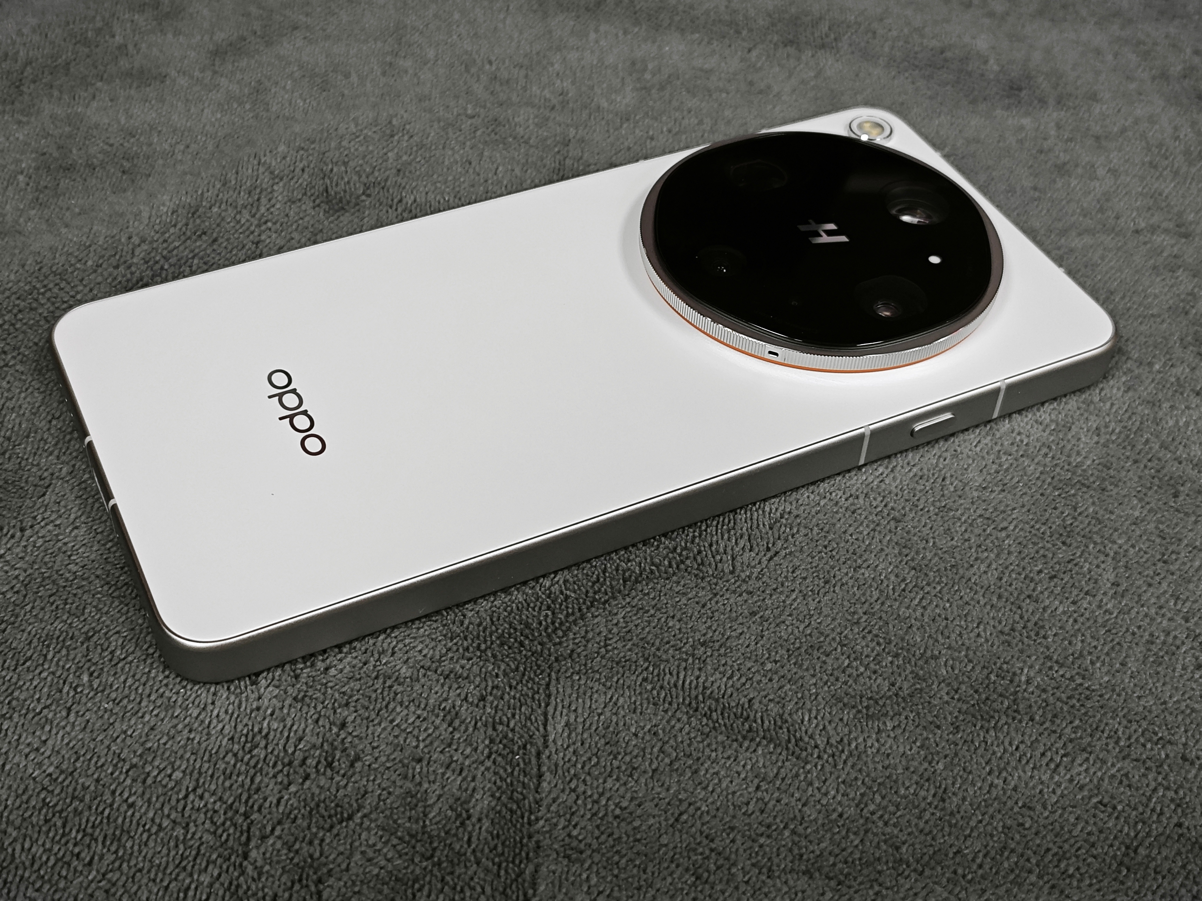 OPPO Find X9 Ultra购买及回收联系方式见图 ​​​