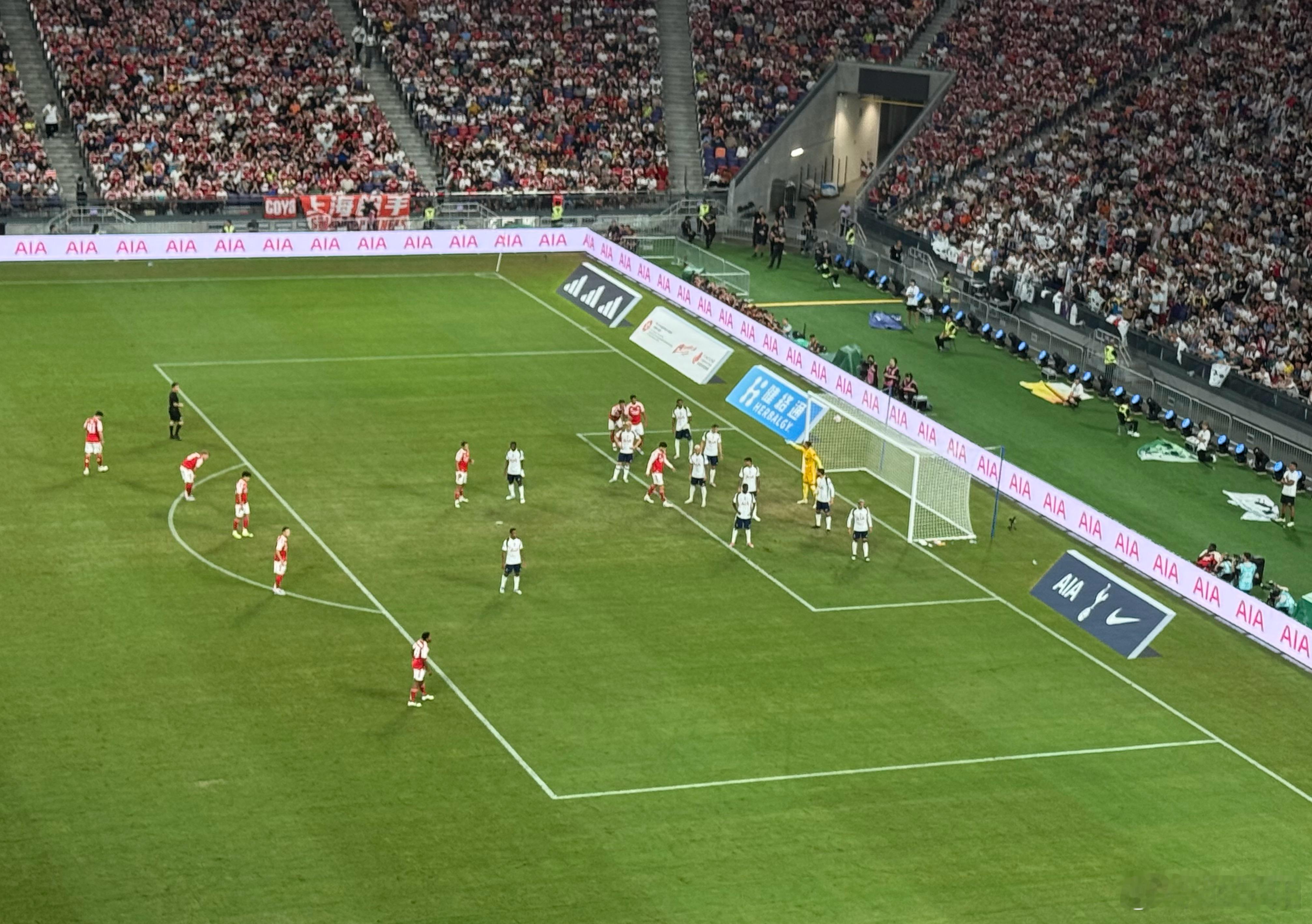 再过一个多小时就是本赛季英超第一场北伦敦德比。 阿森纳和热刺今年7月份在香港曾经