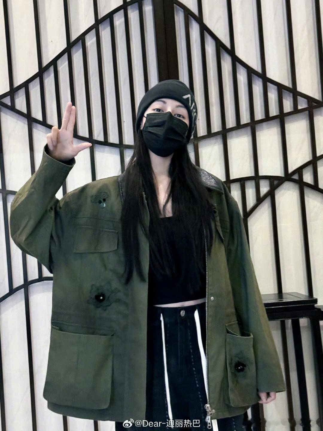 短剧疑似ai换脸迪丽热巴短剧疑似换脸迪丽热巴 太坏了 ​​​