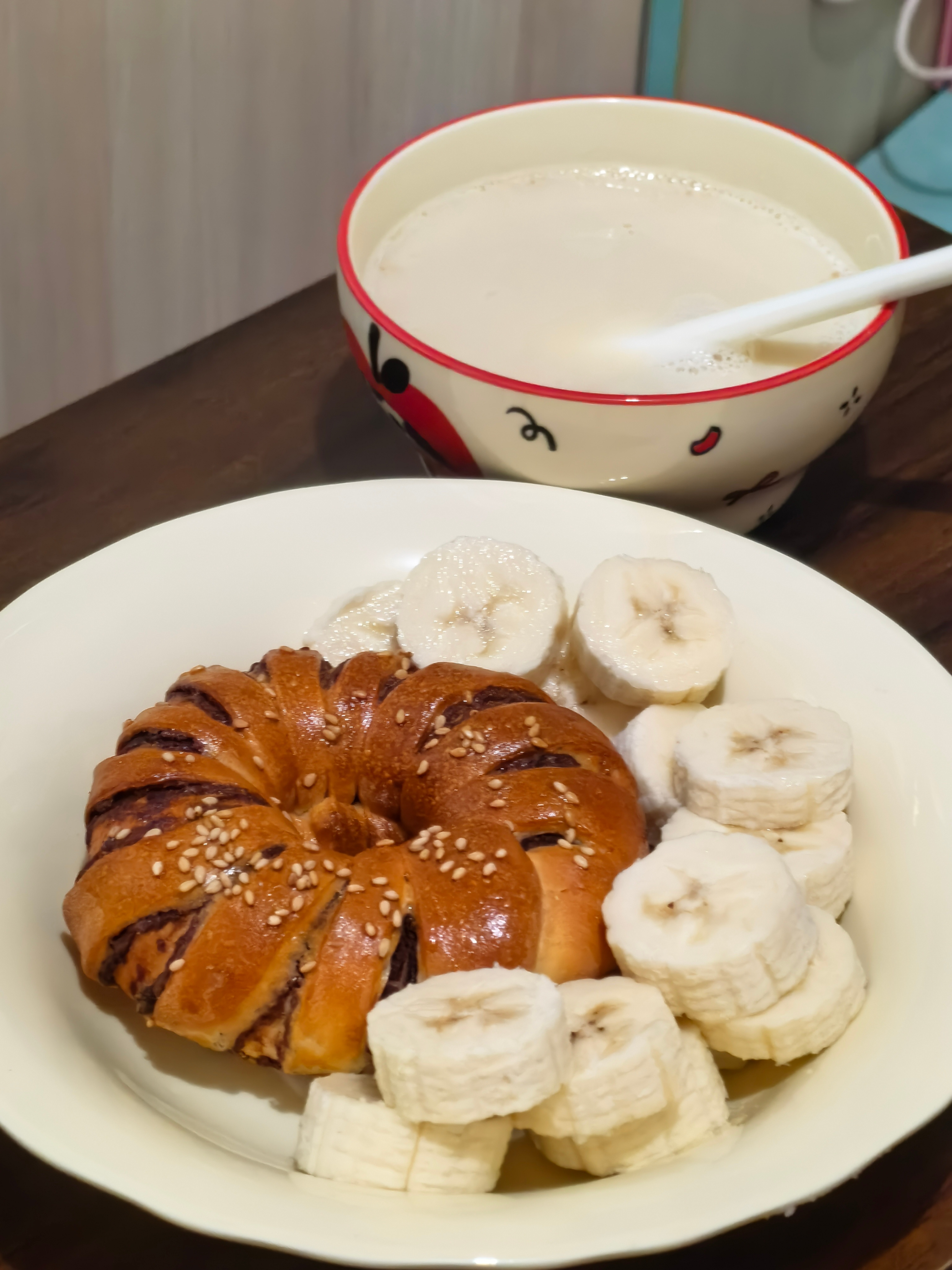 吃得多的代价，骑车上班。 ​​​