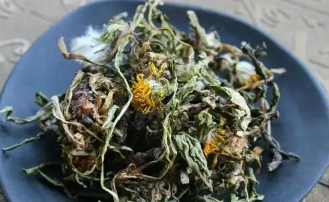肝喜欢蒲公英？错！肝更爱这3样，每周吃一次，降火护肝，气色好！

很多中老年朋友
