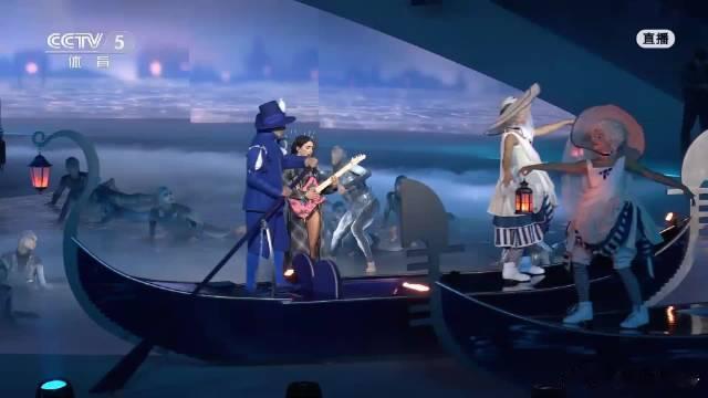 意大利把闭幕式办成文旅宣传片2月23日凌晨，2026米兰-科尔蒂纳冬奥会在维罗纳