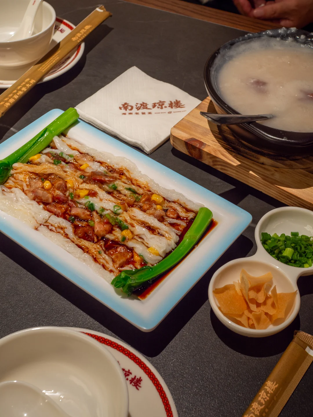 三亚｜藏在天悦城里面的老爸茶南渡琼楼