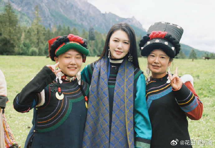 谭维维微博评论区哭声一片 每一次打开微博看到谭维维的消息，心情激动得难以言表。你