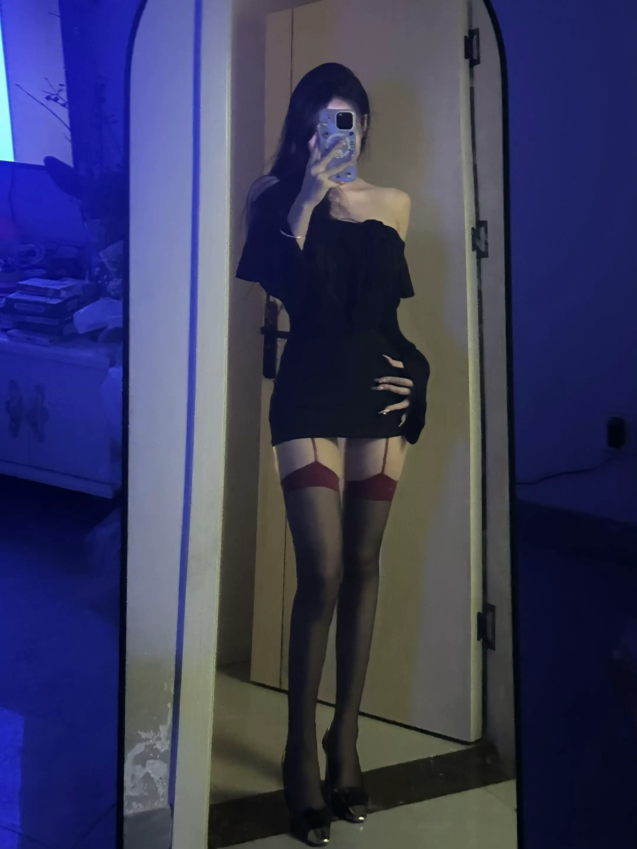 又是那些对的错的 我困了 先睡了