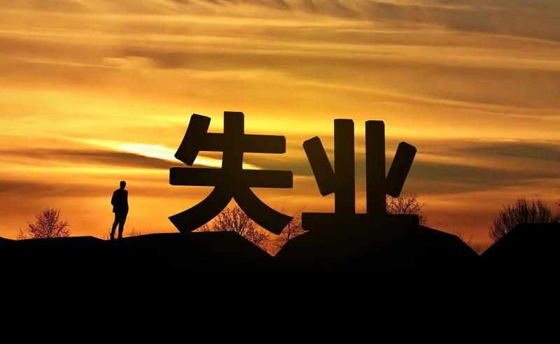 失业又没一技之长别慌，生活里有不少小本事能成饭碗。就像李阿姨，以前在饭店做广式早