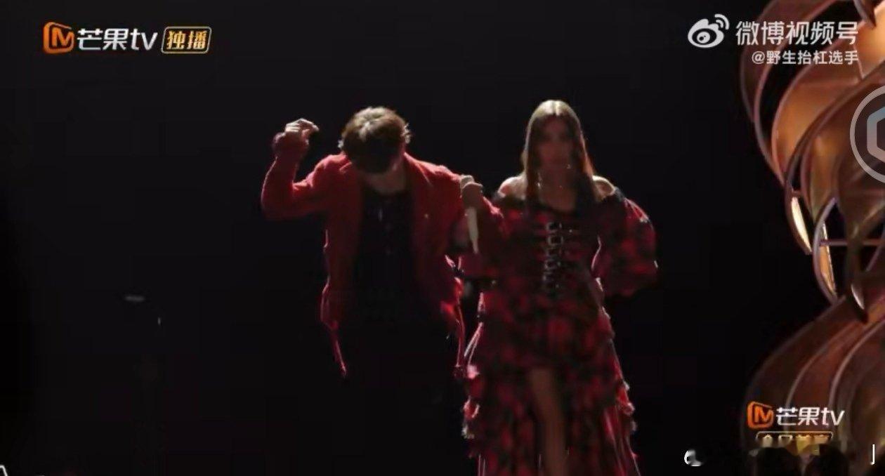 颜人中王赫野不要再打了声生不息 颜人中王赫野也太会整活啦！帅气亮相后秒变斗舞“战