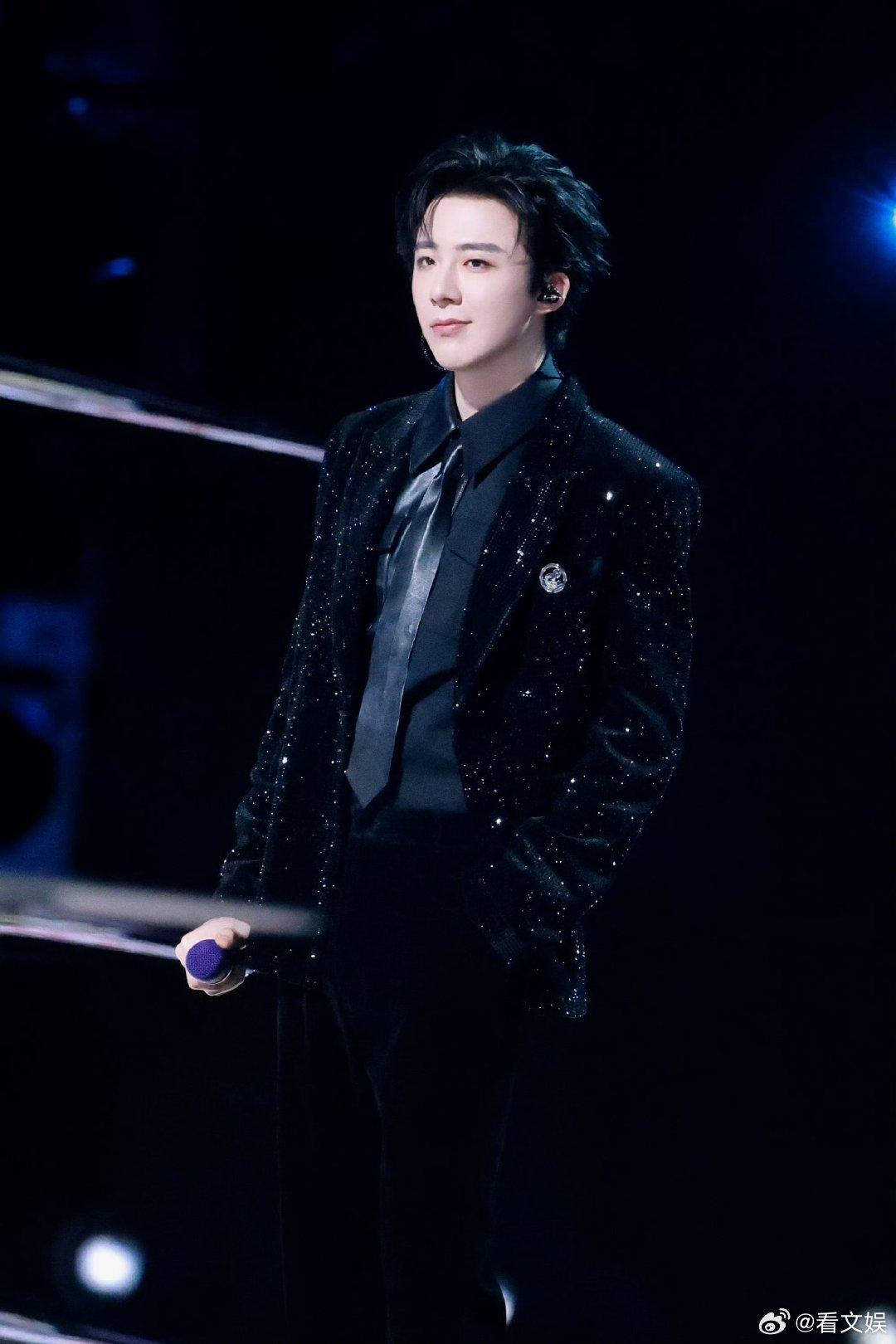 金靖包场迪丽热巴白宇新剧开推4全员宣传迪丽热巴白宇新剧 新剧开播，朋友们就这样大