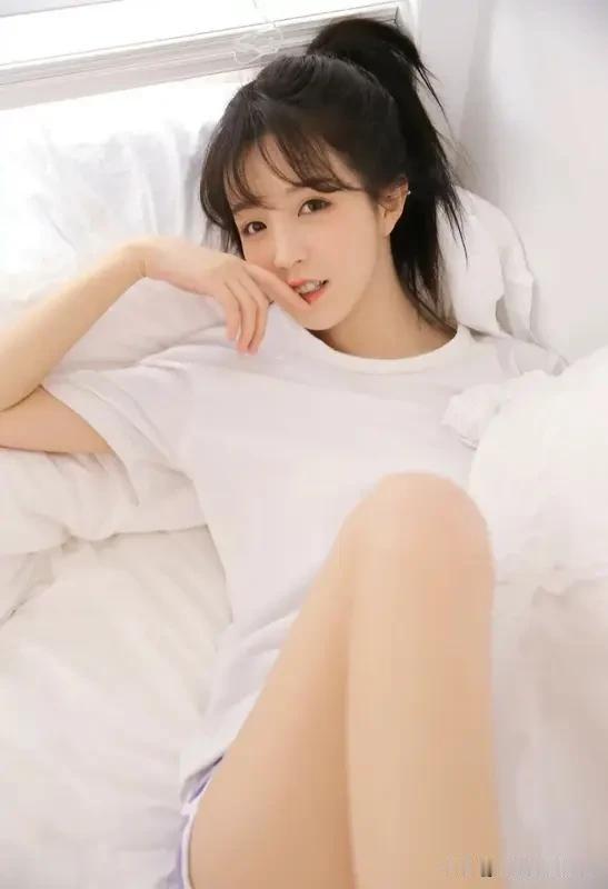 如何两句话撩到女生脸红? 追女生可别瞎用力，很多人以为死缠烂打、土味情话就能搞定