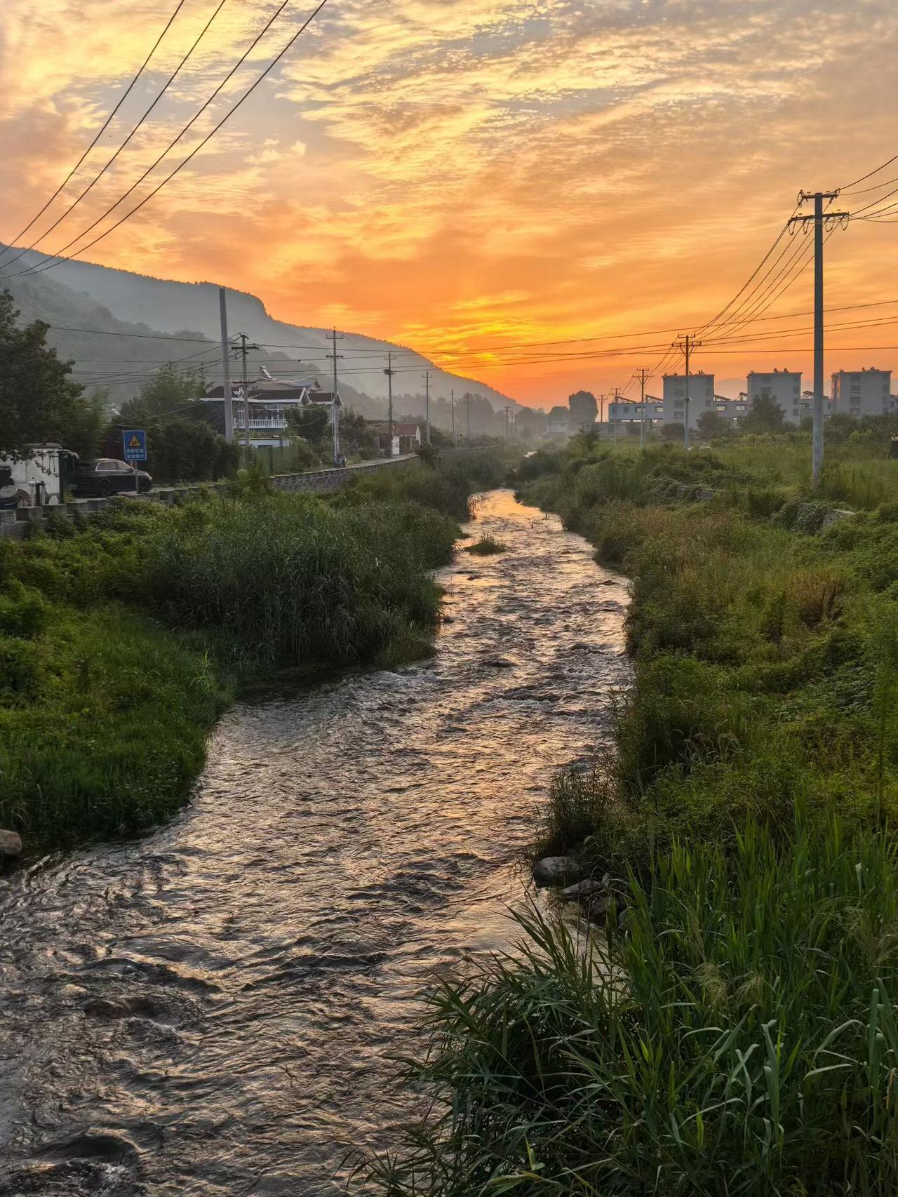 乡村黎明