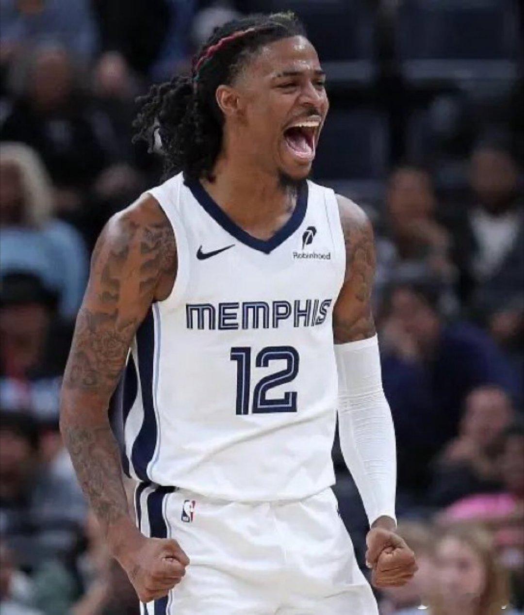 Scotto：雄鹿正在积极寻找提升球队实力的机会，围绕字母哥进行补强，其中包括可