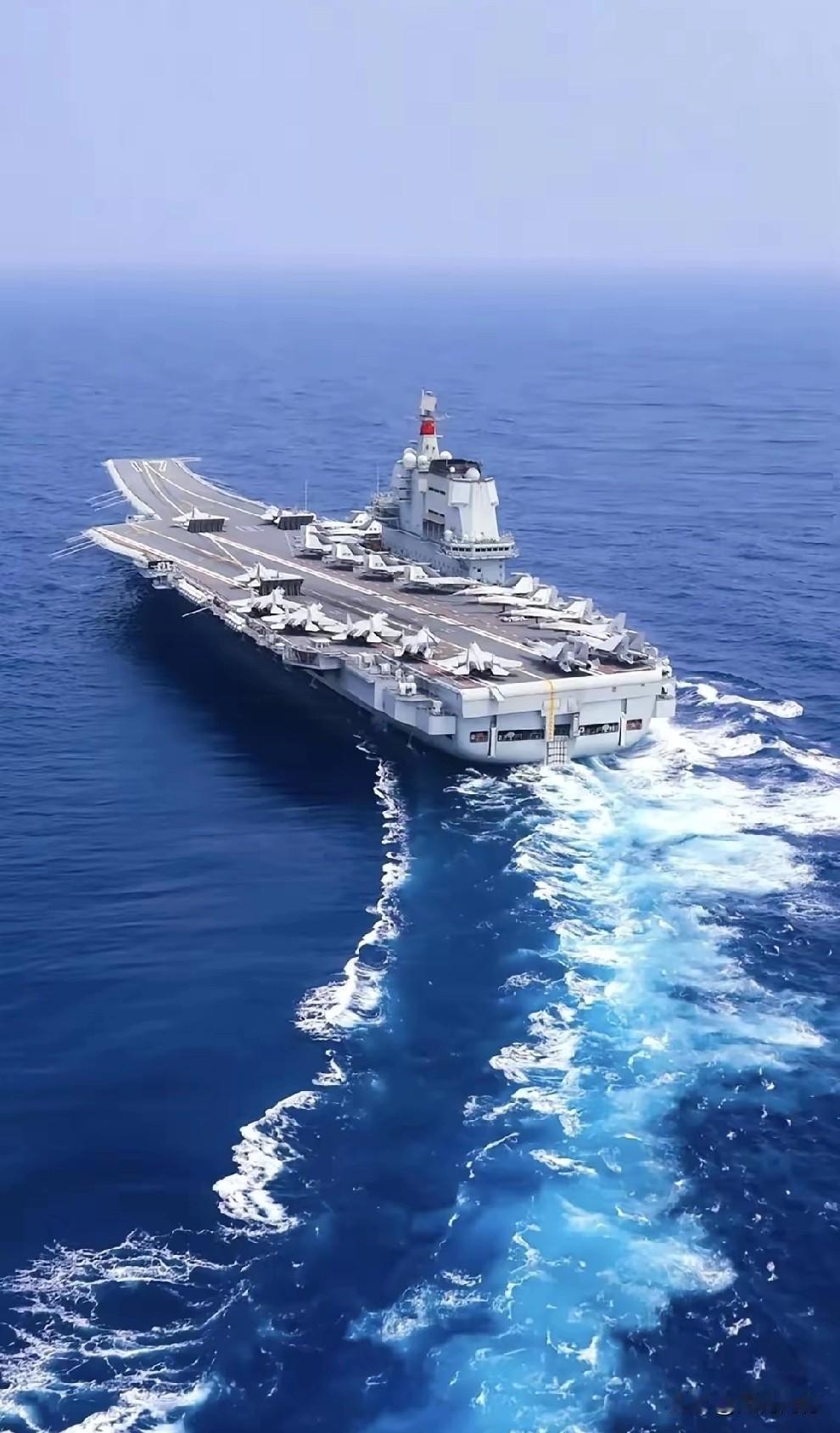 国之重器，看着过瘾，从无到有，从弱到强，我们所走的这条路，就是中华民族伟大复兴之