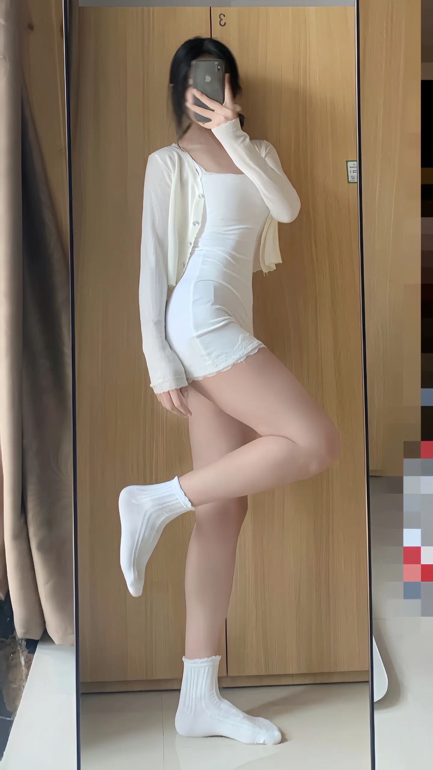 ootd穿搭  对镜拍 白色系 腿长一米八