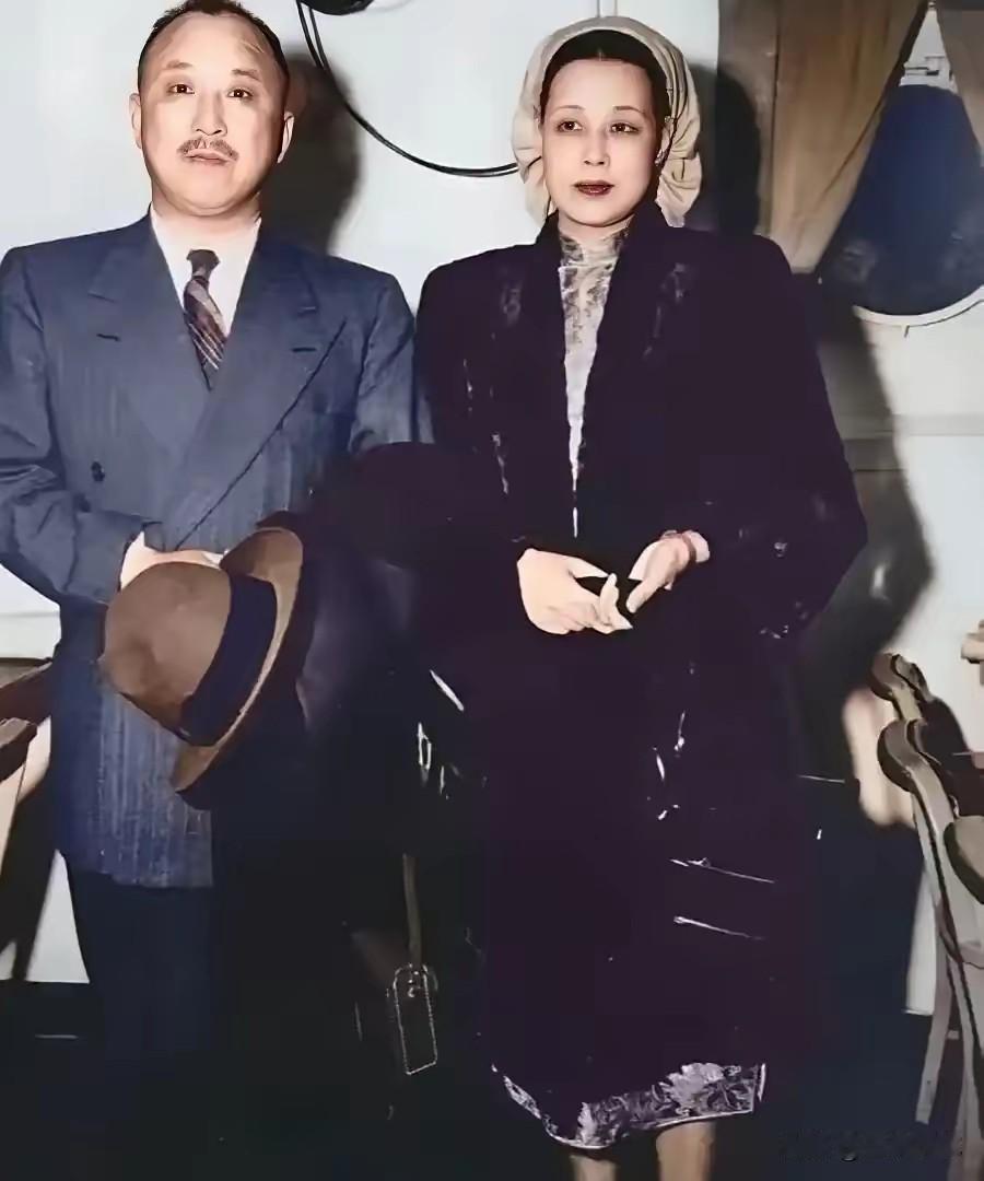 1939年，卫立煌的结发妻子朱韵珩因病离世后，此后就不断有人给他介绍对象，但卫立