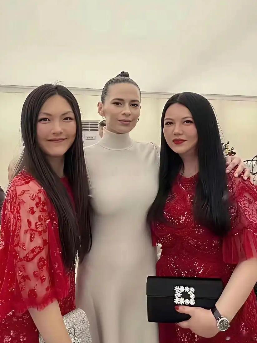 李湘这是在培养王诗龄成为下一个自己吗！ 