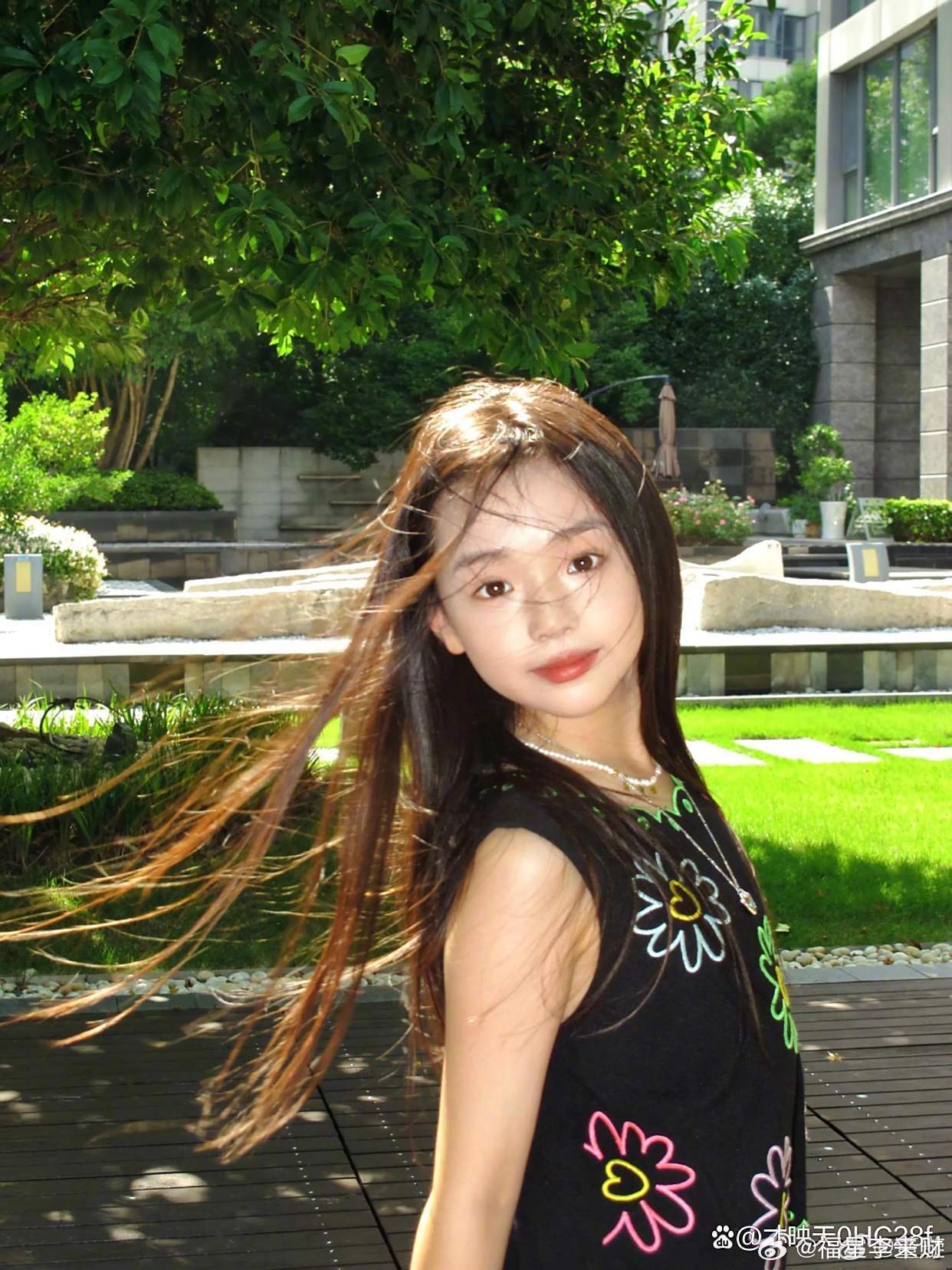 董璇胆子还没小酒窝大户外成长计划 别人家是妈妈带孩子闯关，董璇家是小酒窝带妈妈破