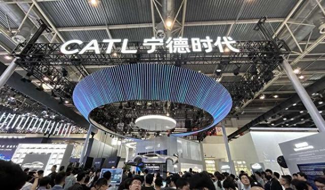 奋斗100天？宁德时代的896冲上热搜引发热议，其实企业阶段性进行工作强度的调整