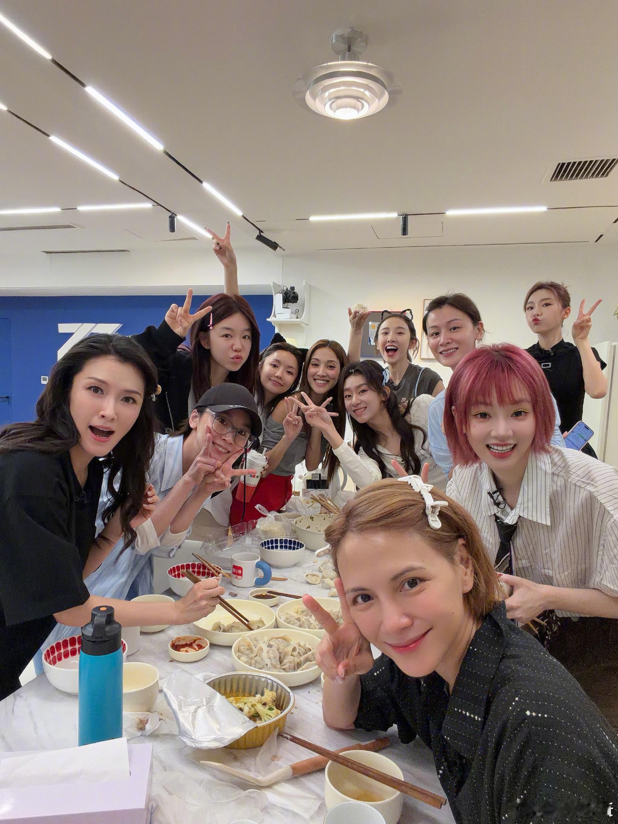 【三公】你还是住在我的回忆里不出来 