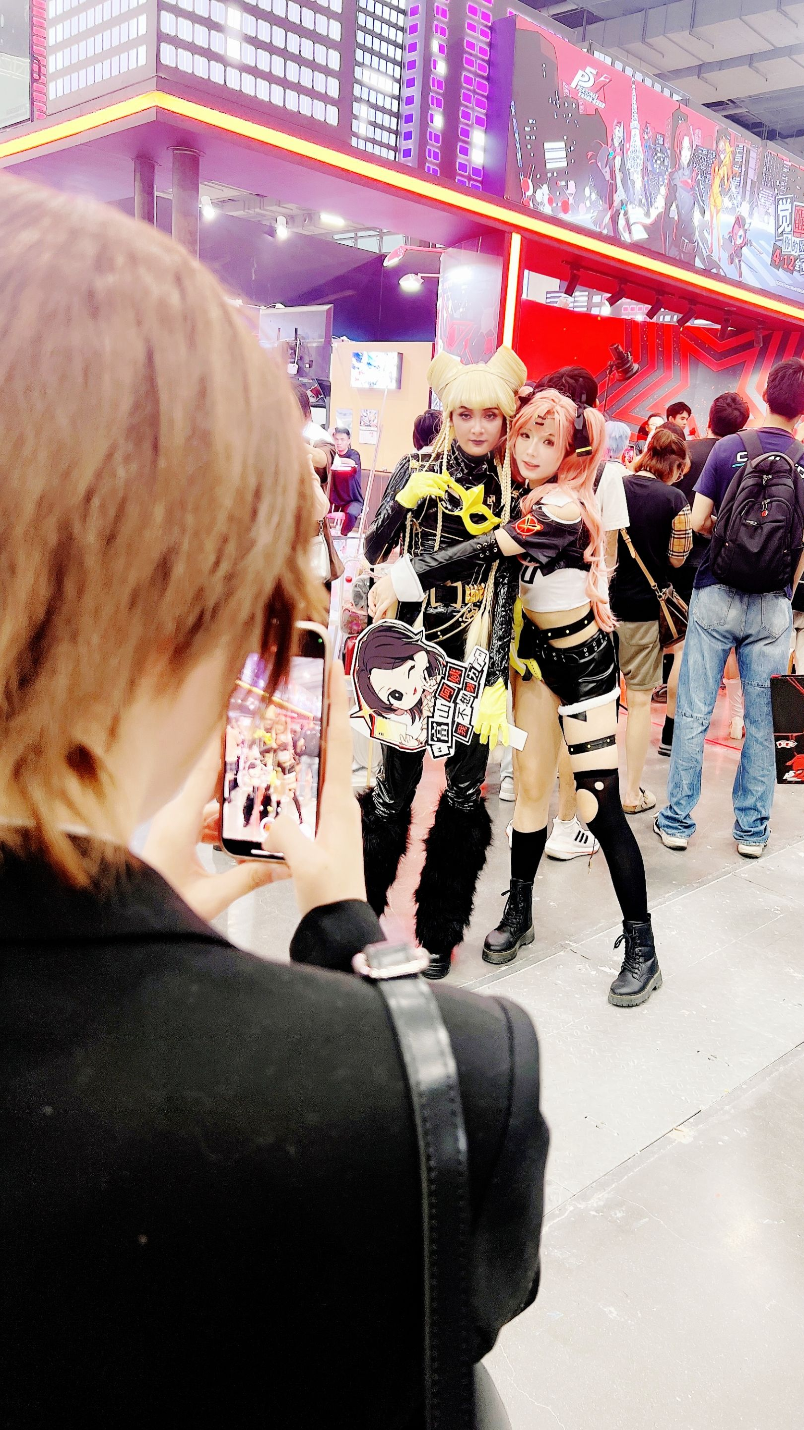 #P5X漫展试玩# 这可是p5x的展位啊！！！我摊牌，我的心现在就已经被p5x偷