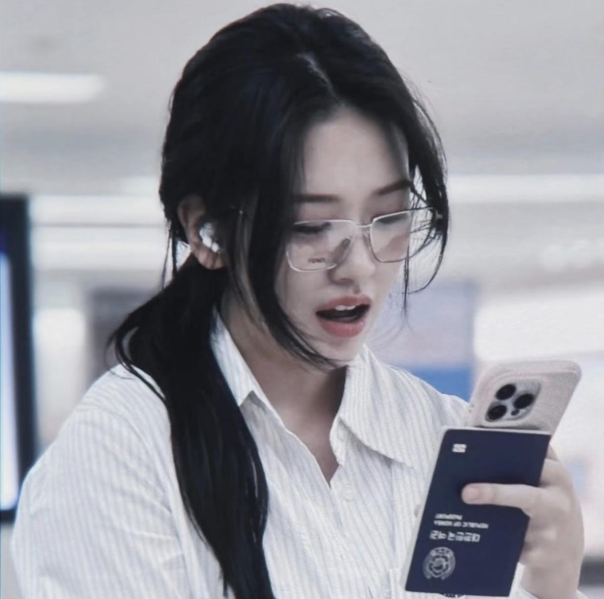 【安宥真】双Aaaa红毯