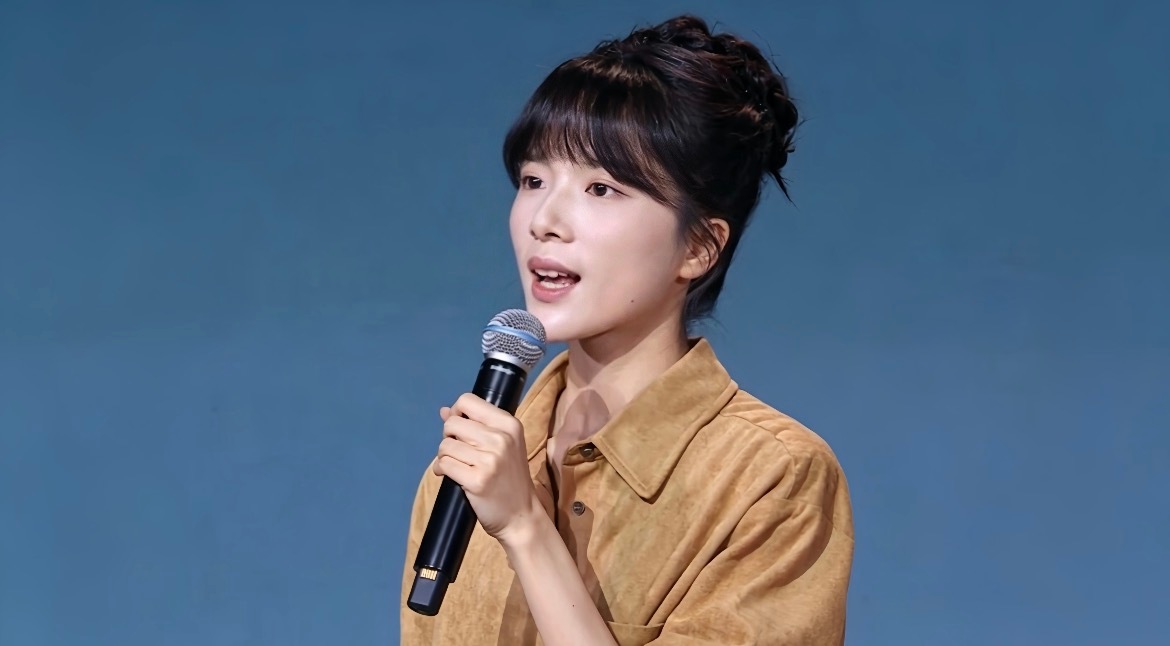 哪个神人把一个 22 岁小孩子打扮成如姨的 