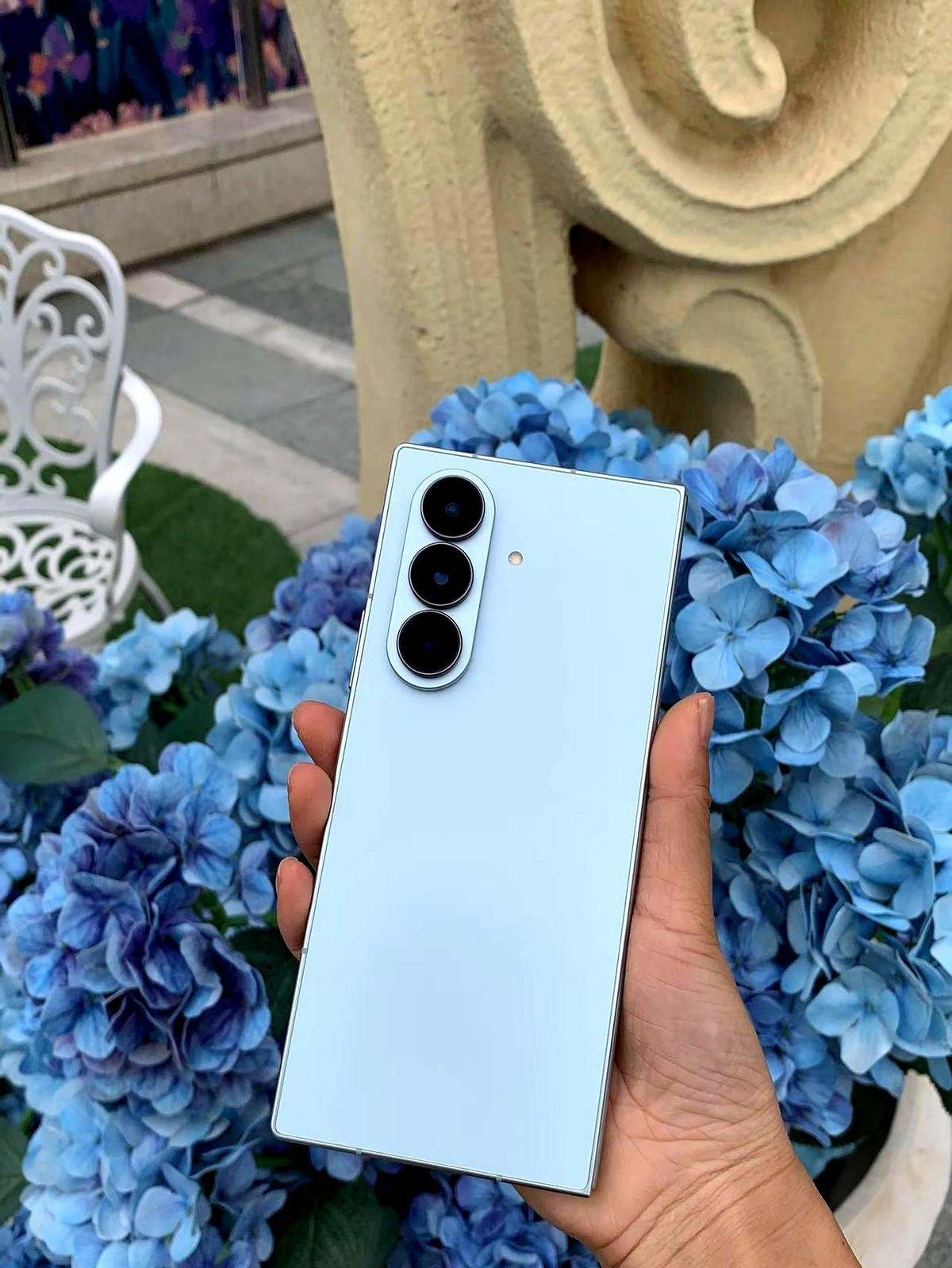 旧手机抵三千，错过再等一年。

三星把Z Fold7的2亿像素相机和折叠大屏搬到