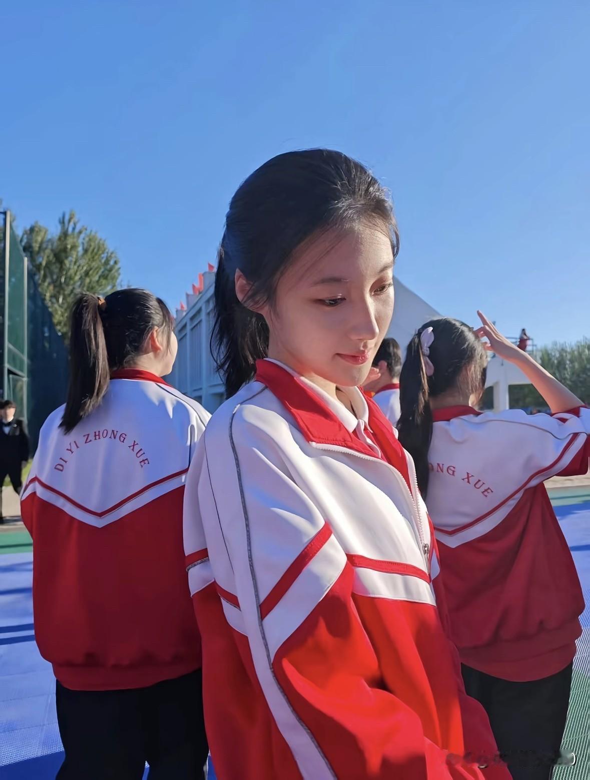 你见过哪些超美的校服?