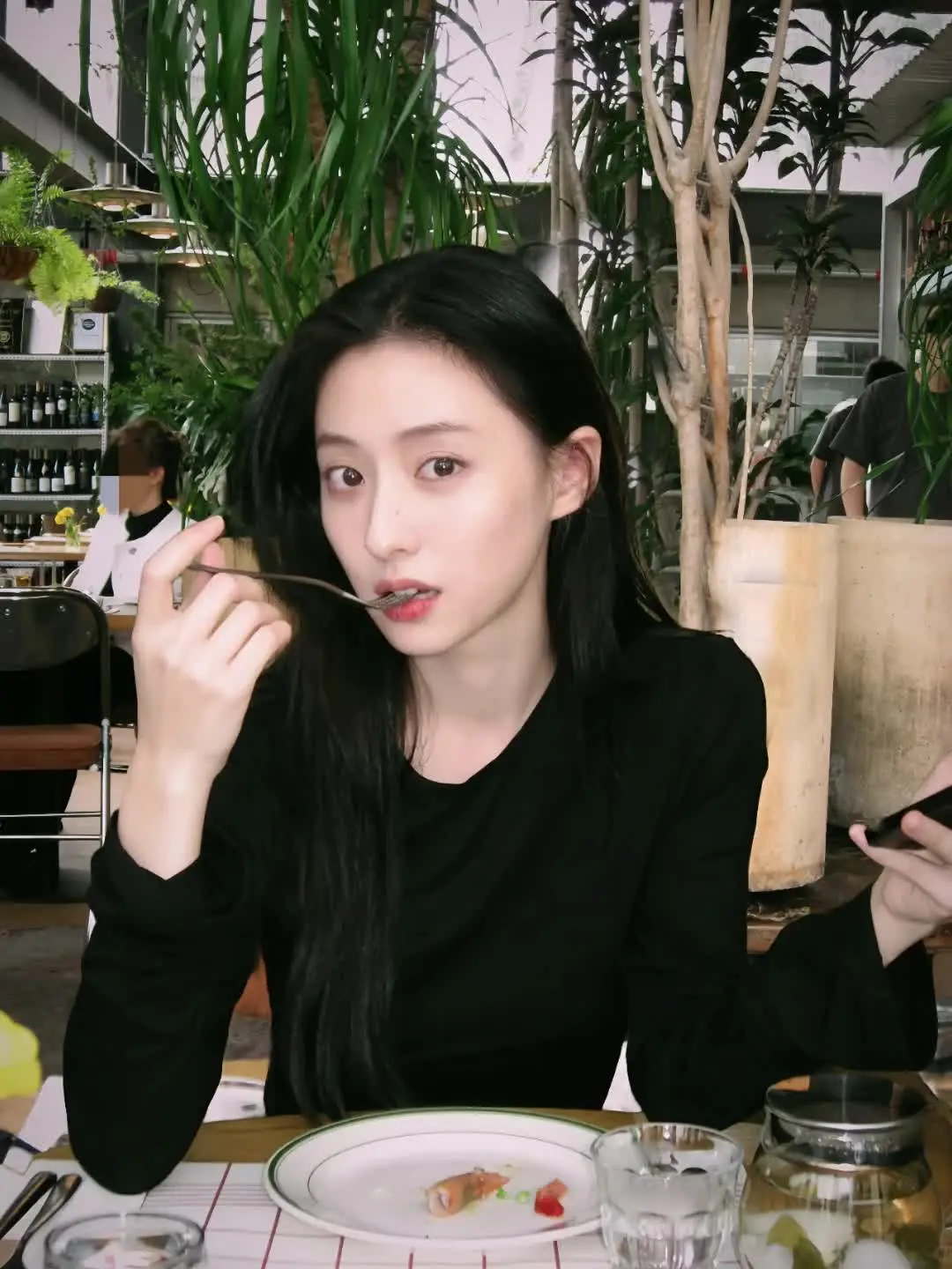 你公开的女生 竟然是之前我们因为她吵架的那个