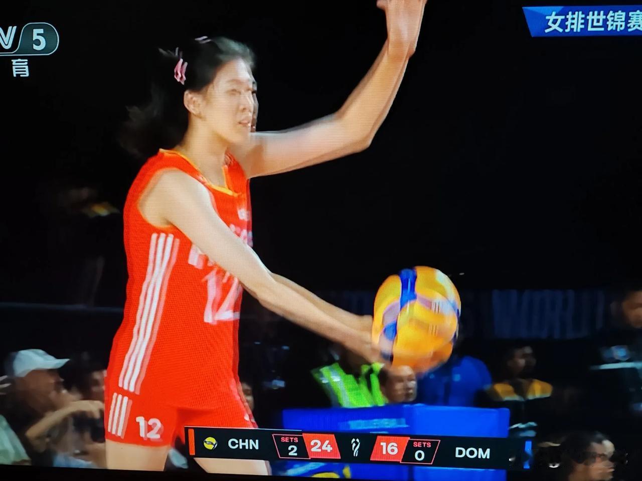 3：0轻松拿下，中国女排轻取多米尼加队，以小组第一名成绩进入16强

在刚才举行