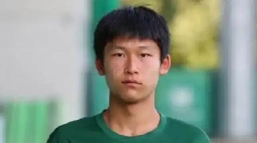 德甲俱乐部为中国少年修改规则，这是第一次。
 
17岁的王博文，让沃尔夫斯堡跳过