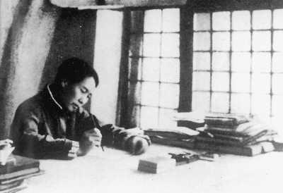 毛主席只用7天就拔掉揳进中华民族近半个世纪的最深的钉子。
 
这根扎得最久、最伤