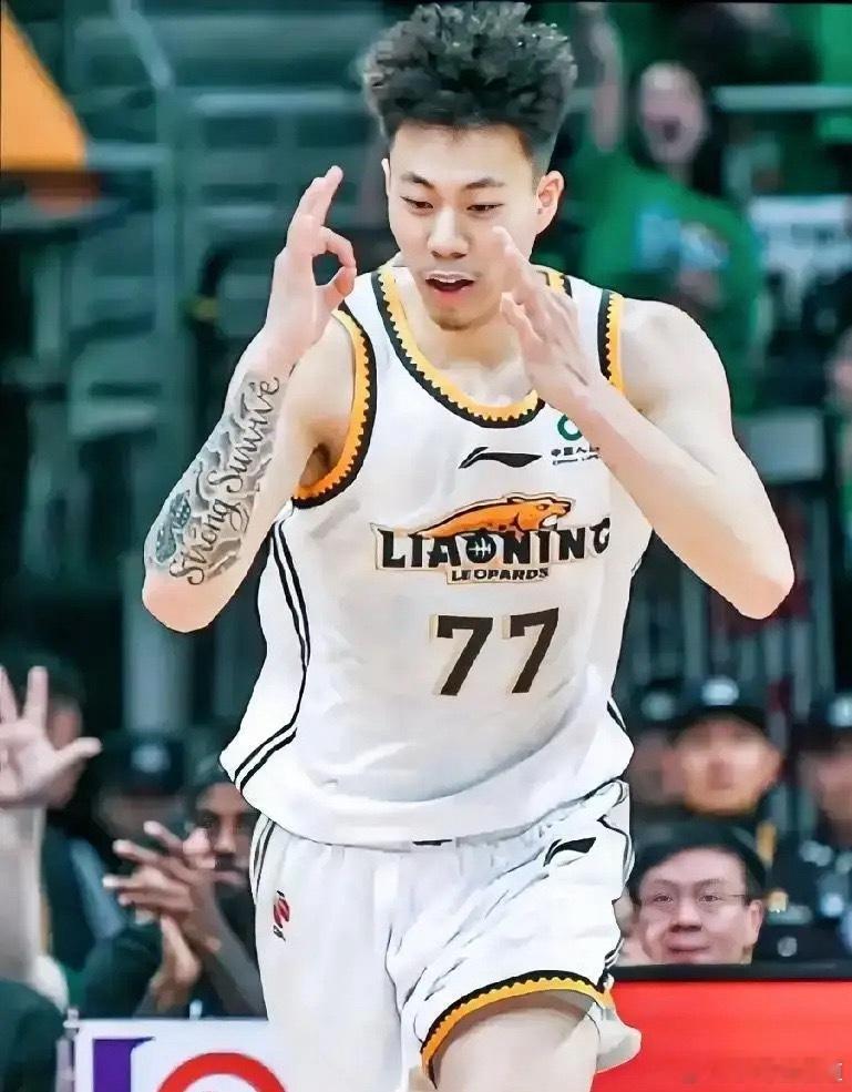 今晚的2场CBA打完，我竟意外地发现这5大国产超巨，他们是——1-上海队的张镇麟