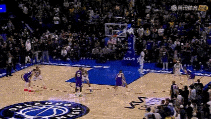 国王老了，也是国王！最后肯纳德绝美的绝杀是取胜关键！但是，老皇帝冲向篮筐突然加速