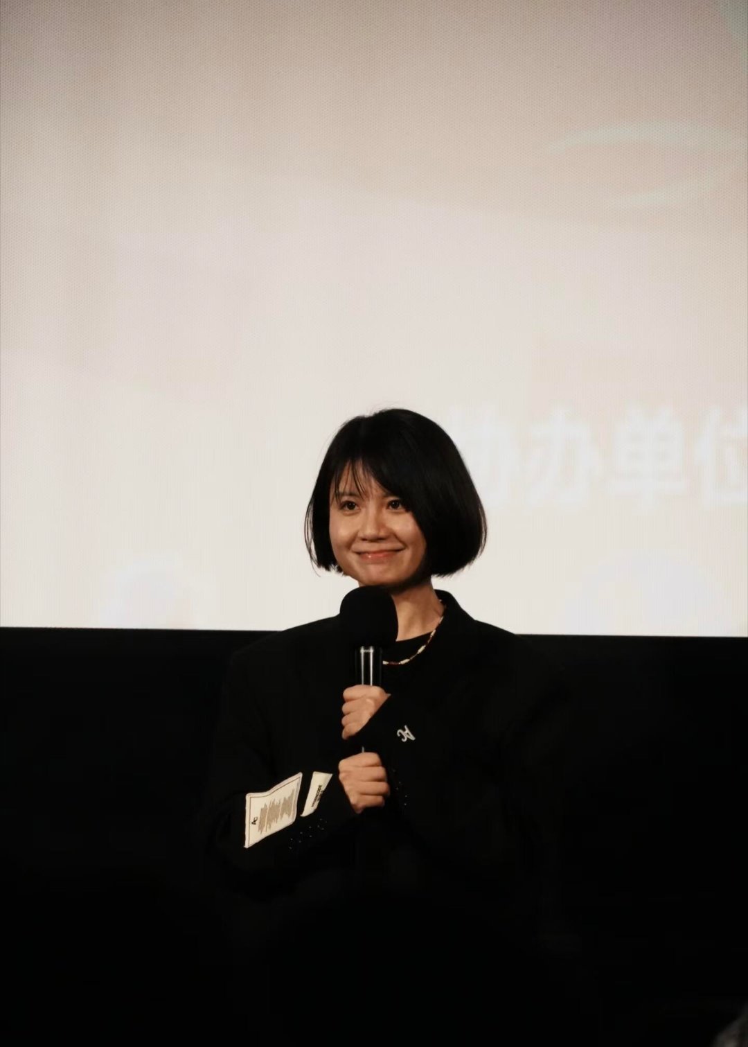 邵艺辉什么时候挥一勺 哈哈哈哈哈，邵艺辉发了新年文，说回顾过去的一年，都在虚度，