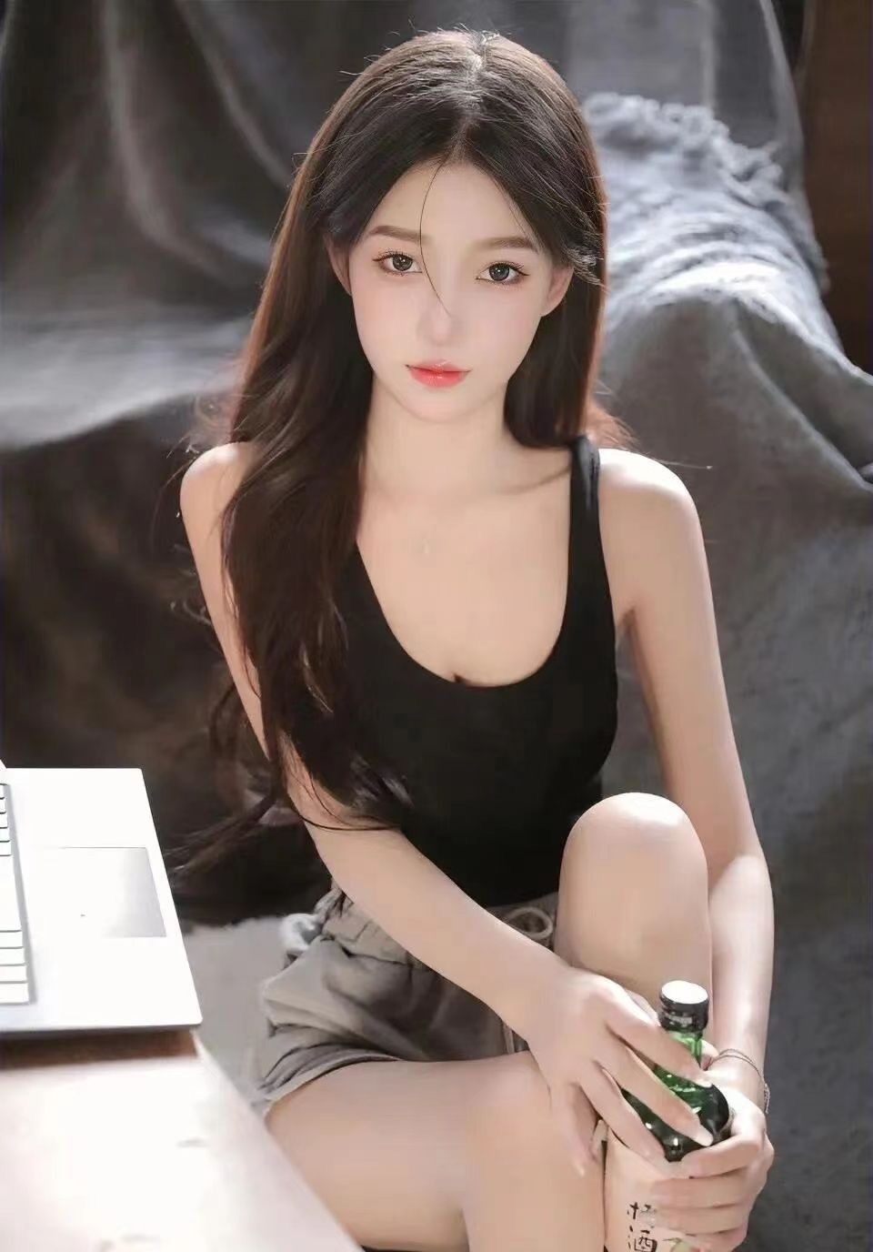 在深圳清纯美女 ​​​