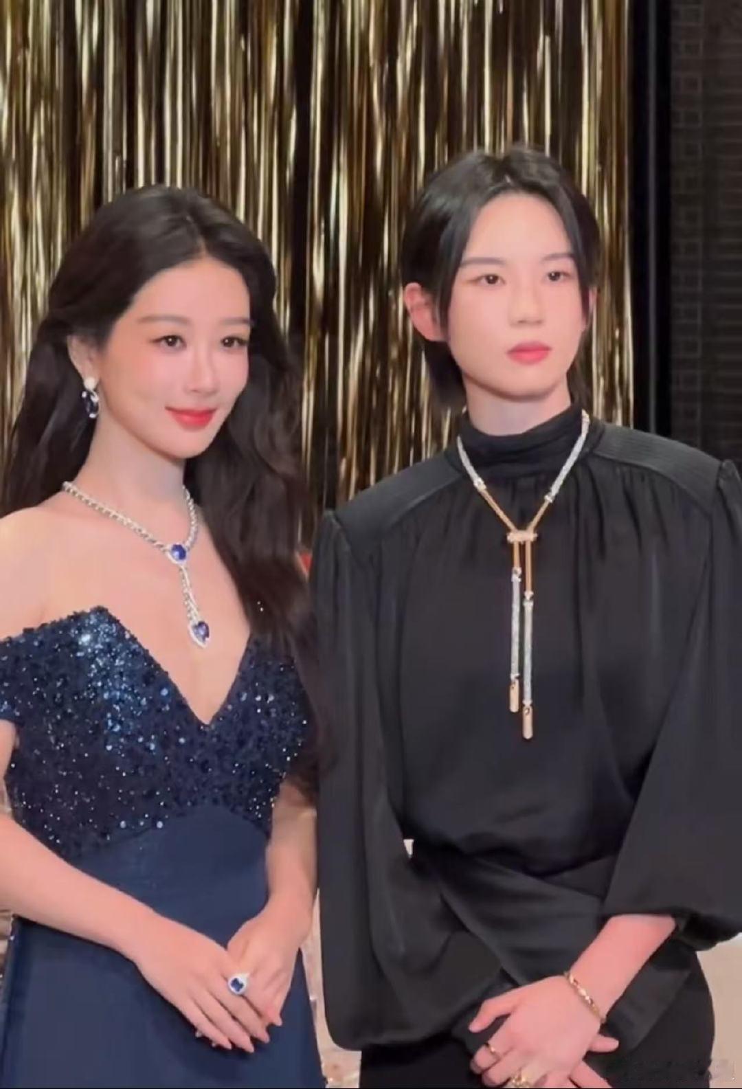 杨紫陆柯燃同框杨紫陆柯燃同框！杨紫陆柯燃晚宴同框 ​​​