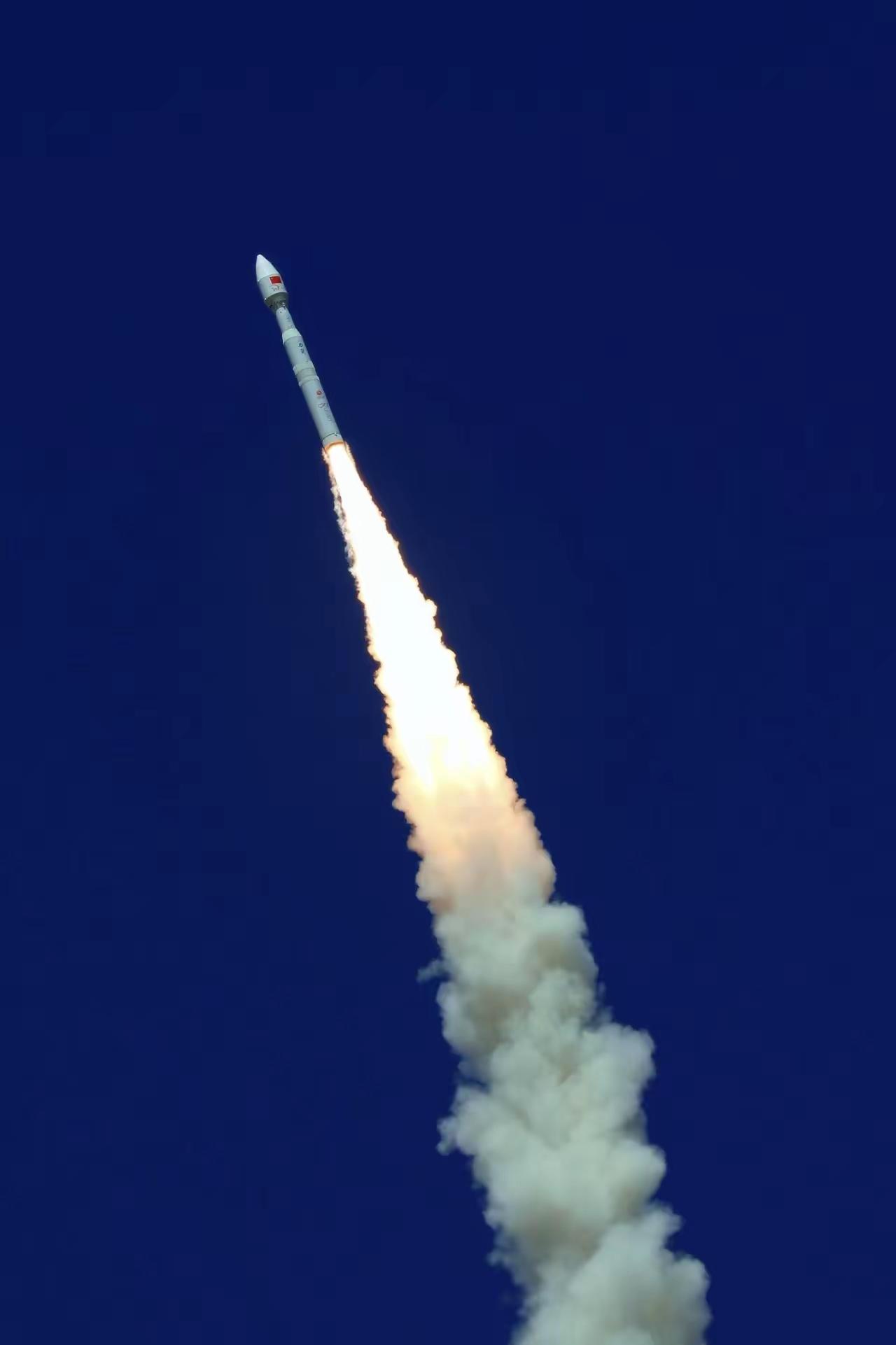 吉星高照啊！4月14日12时03分力箭一号一箭八星发射成功，吉林高分系列卫星🛰