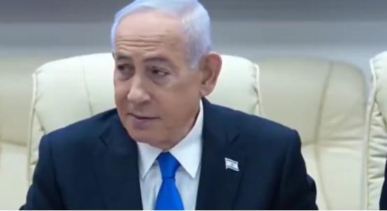 我不演了，我摊牌了：美国确实被我们操控，特朗普政府就是我们的提线木偶，你们能拿我