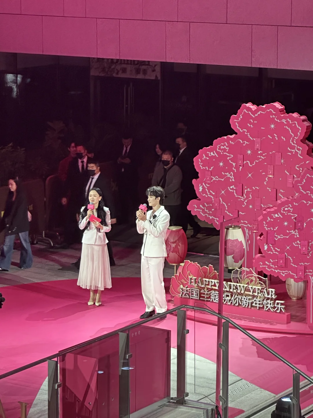 常华森！常华森！深圳湾万象城 ！！现在！偶遇了 ！