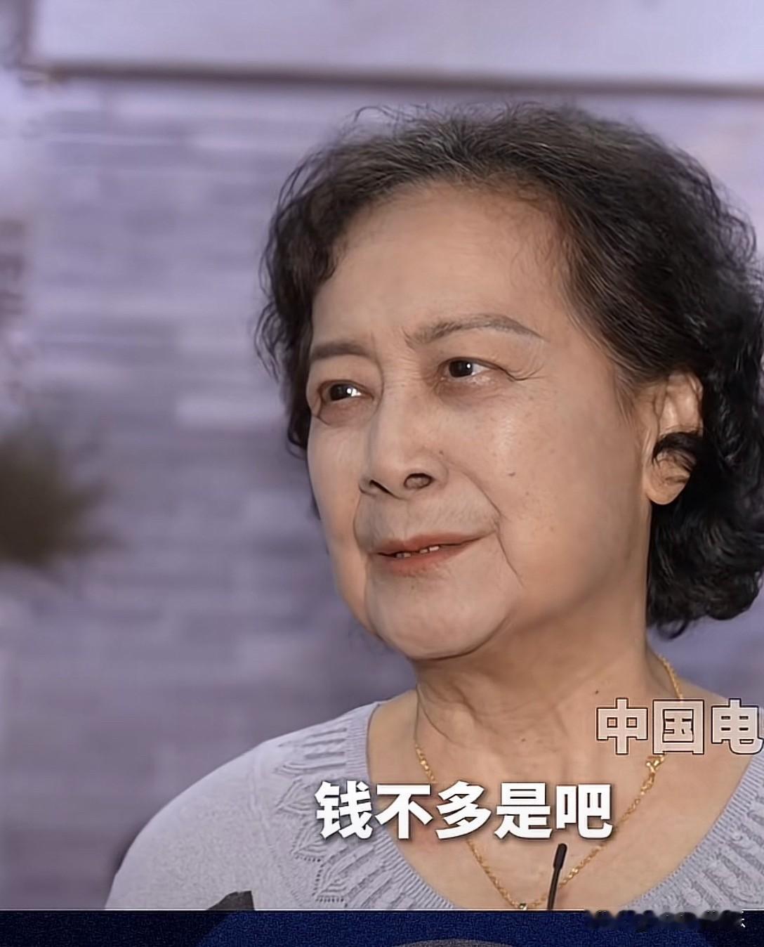 饰演过“观音菩萨”的左大玢说：


“当年我们拍《西游记》时，每一集都很艰苦，当