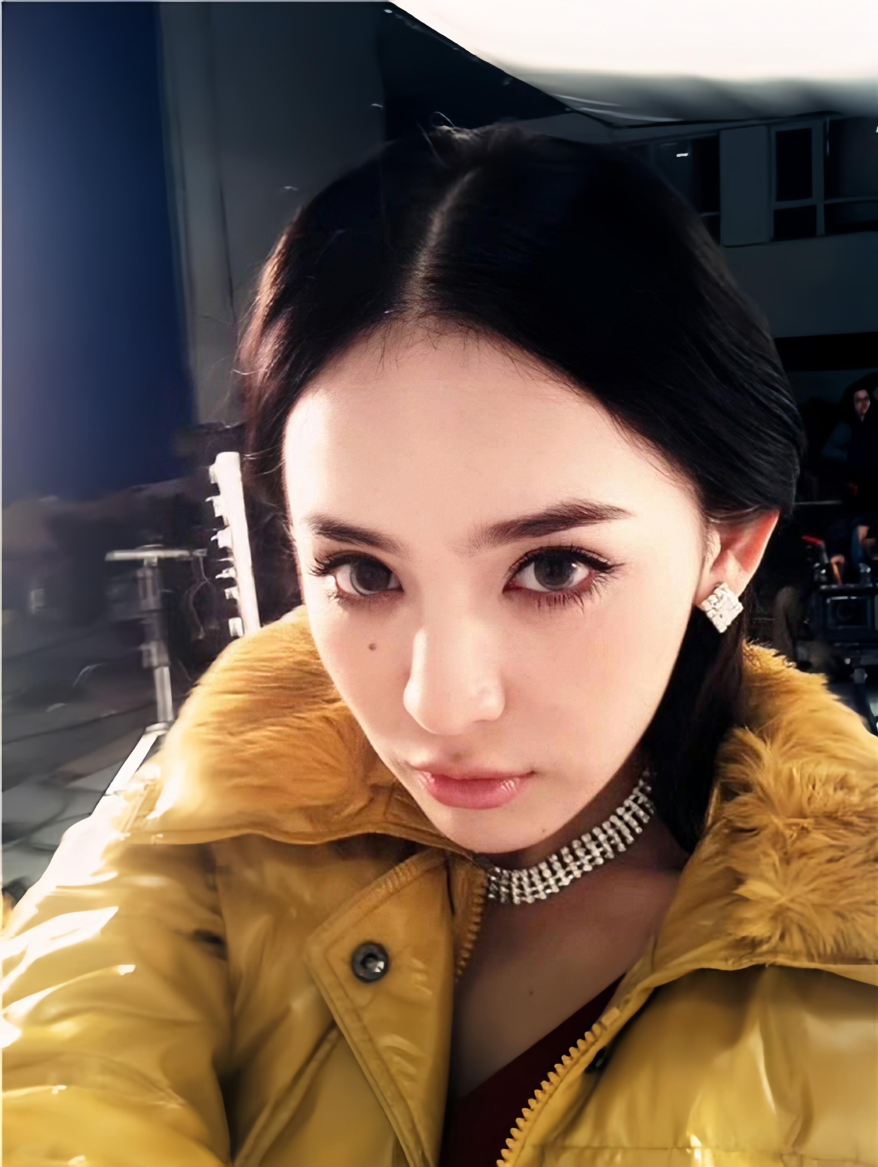 古力娜扎这张脸没有不当大明星的义务 