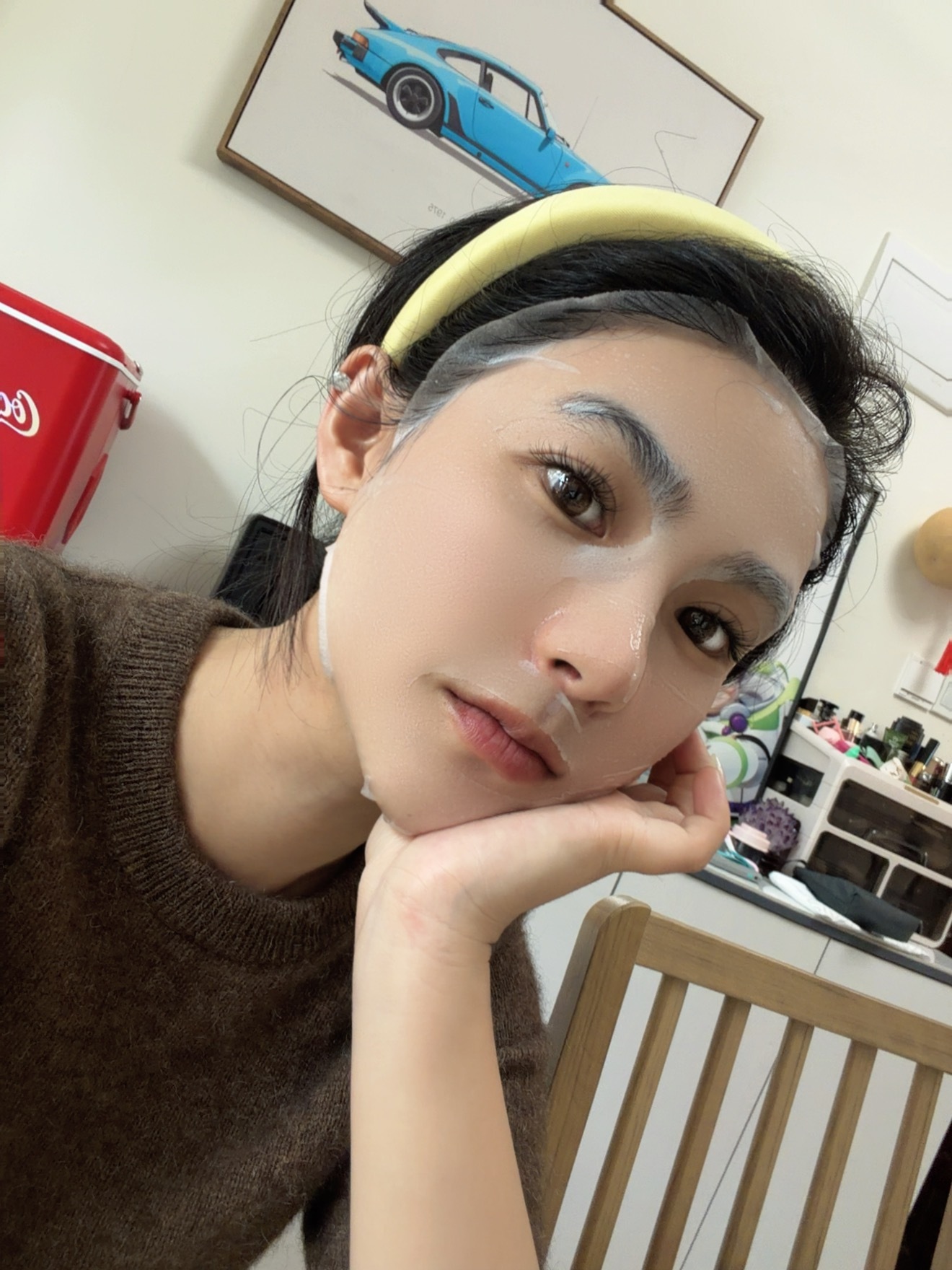 来工作室敷个面膜，准备化个妆去拍拍【跨域】啦！趁热打铁 这个词条又有新的公关礼物