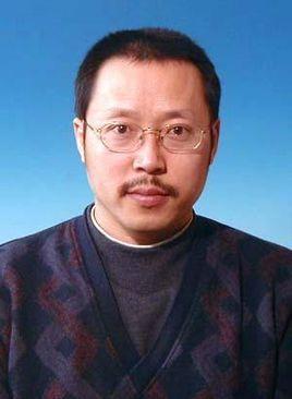祝宁华，男，1959年12月出生，河南商城人，籍贯贵州安龙县。研究员，博士生导师